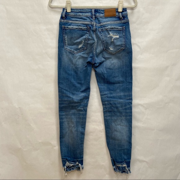 BKE STELLA MID RISE SLIM FIT ANKLE DISTRESSED JEANS - Picture 6 of 12